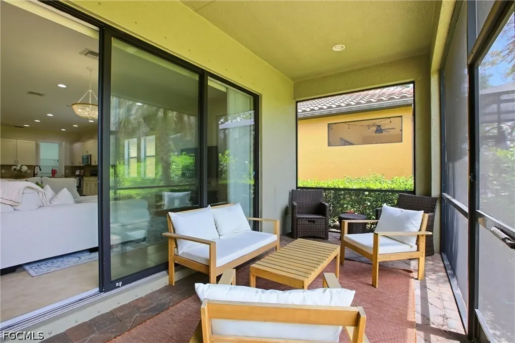 10604 Essex Square Boulevard Fort Myers FL 33913