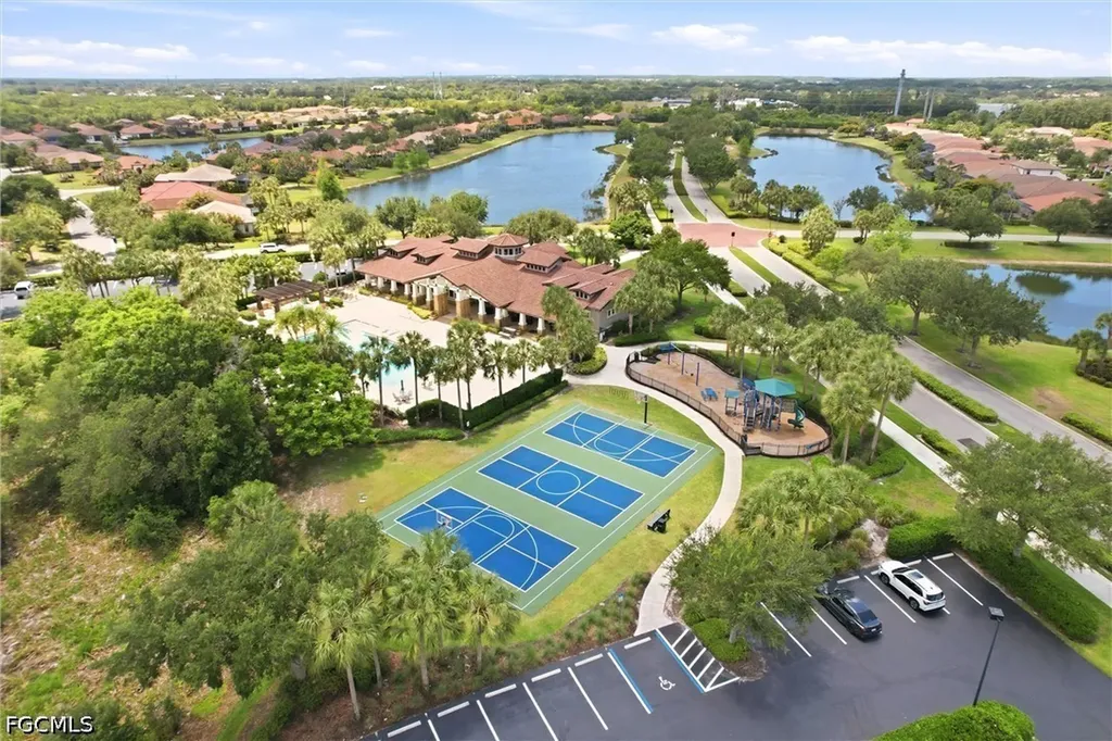 10604 Essex Square Boulevard Fort Myers FL 33913
