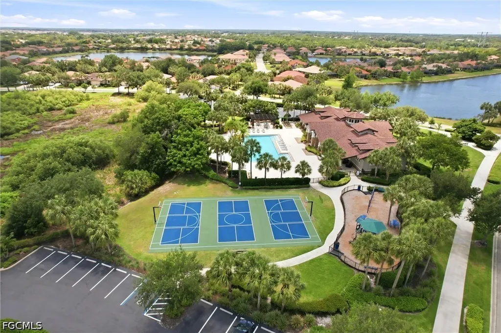 10604 Essex Square Boulevard Fort Myers FL 33913