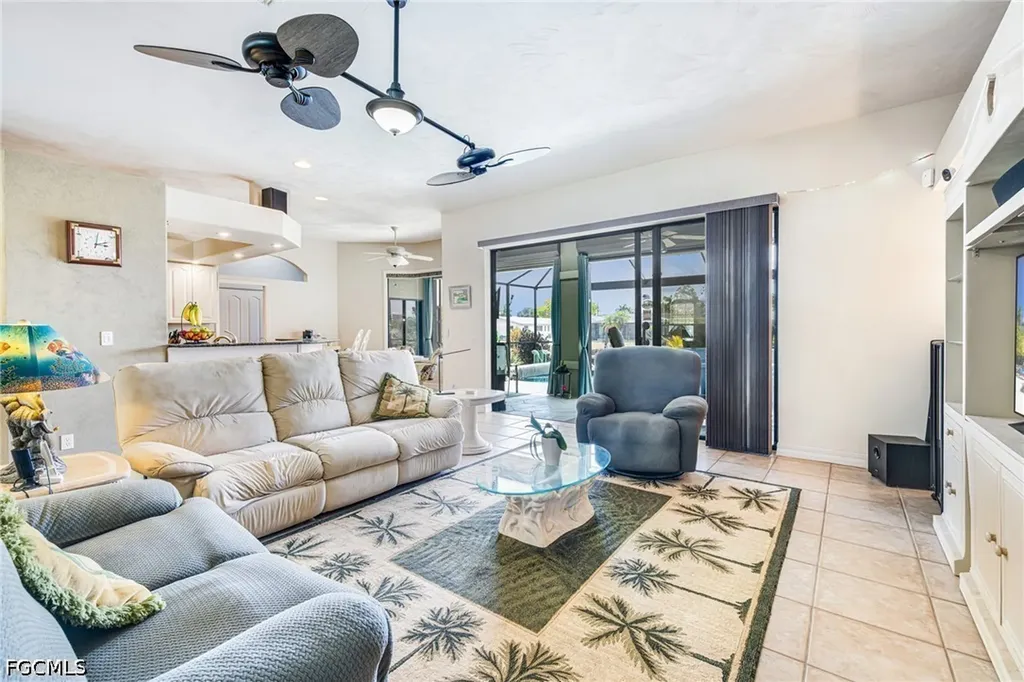 2510 SE 23rd Place Cape Coral FL 33904