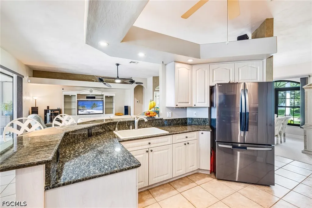 2510 SE 23rd Place Cape Coral FL 33904