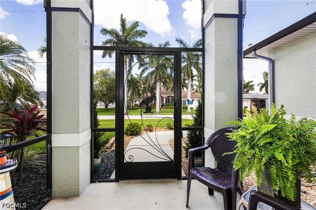 2510 SE 23rd Place Cape Coral FL 33904