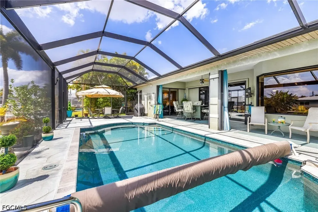 2510 SE 23rd Place Cape Coral FL 33904