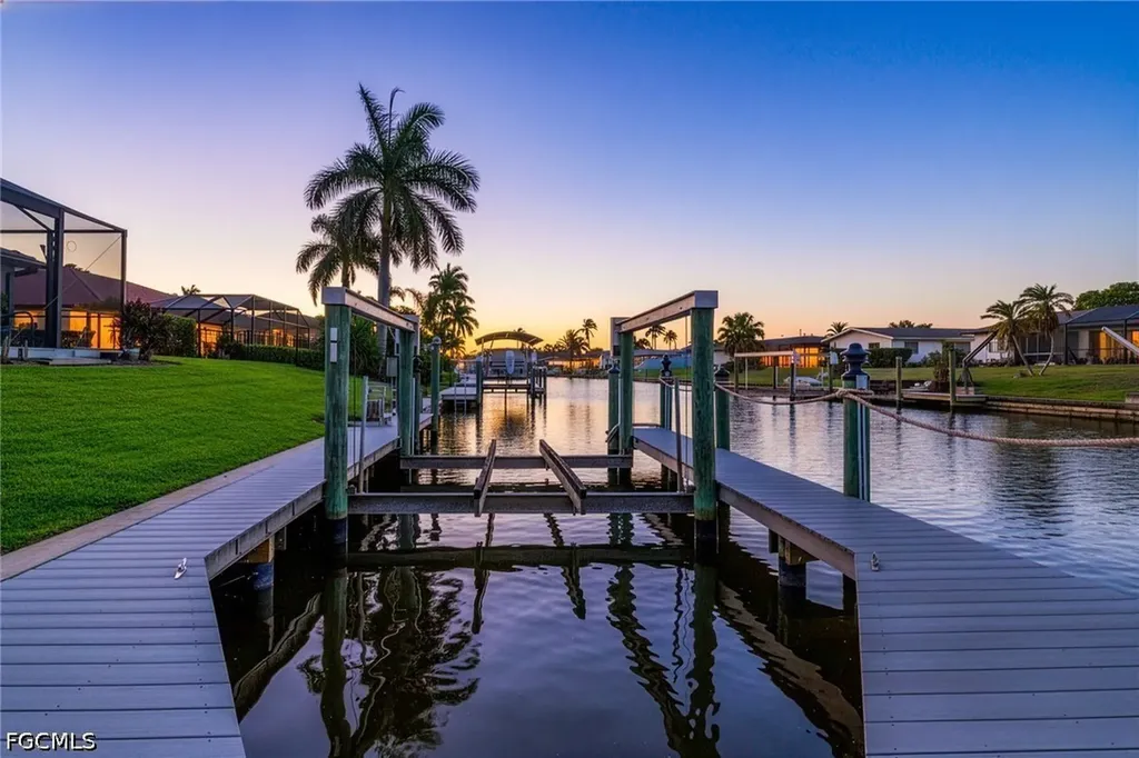 2510 SE 23rd Place Cape Coral FL 33904