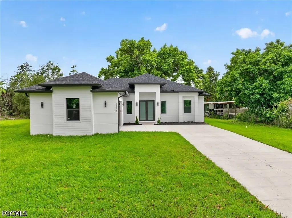 1276 Dove Tree Street Naples FL 34117