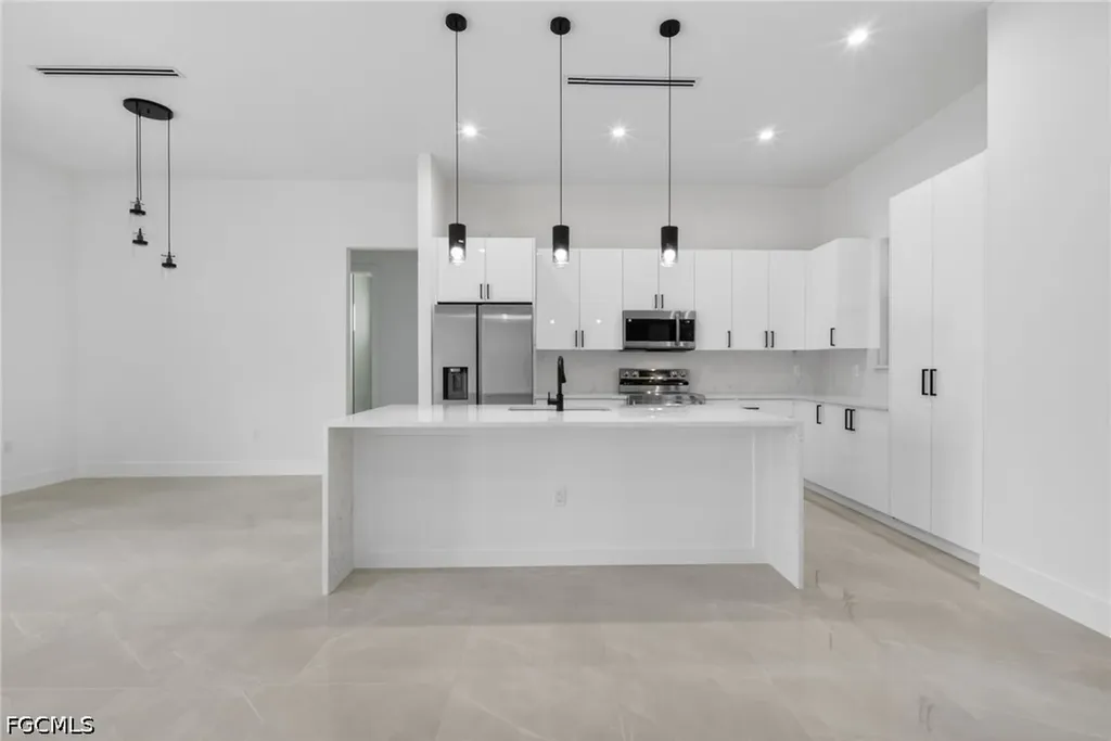 1276 Dove Tree Street Naples FL 34117