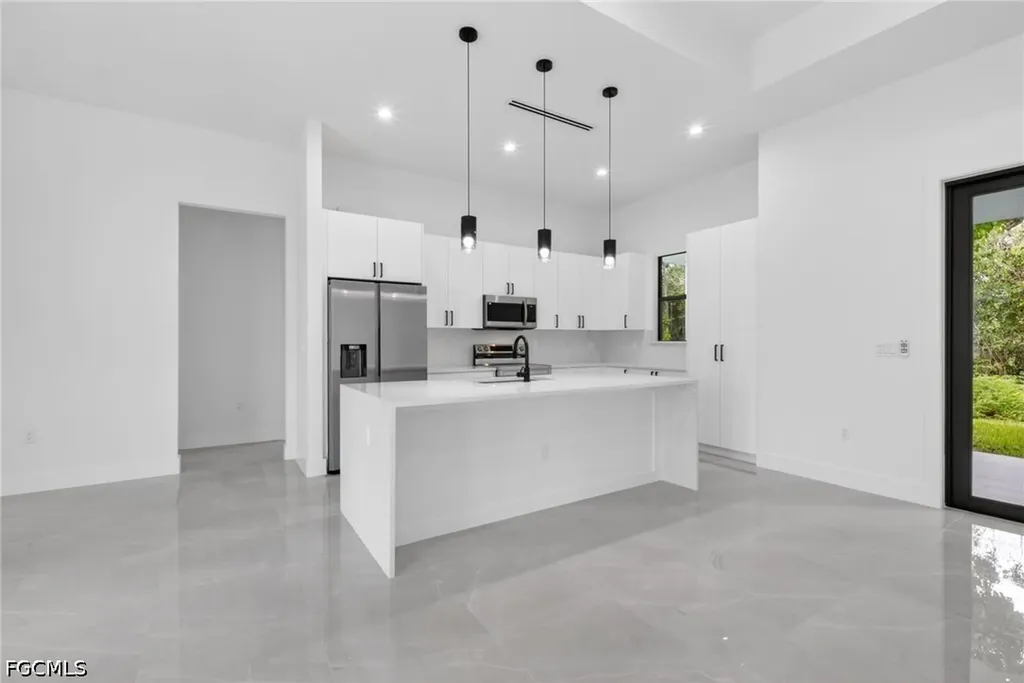 1276 Dove Tree Street Naples FL 34117