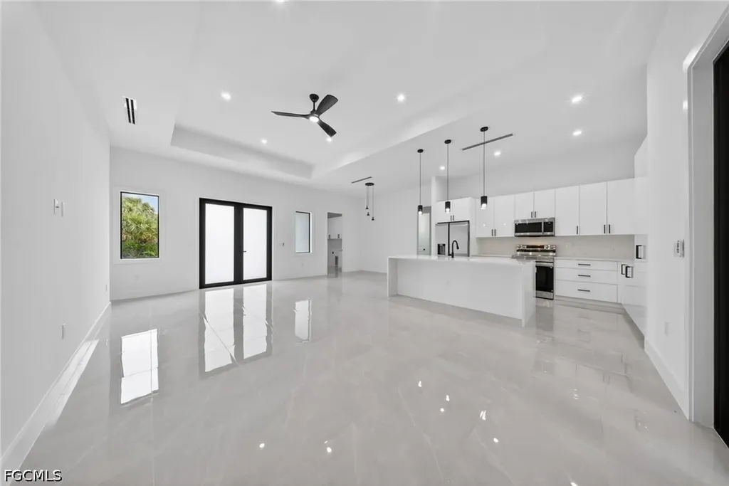 1276 Dove Tree Street Naples FL 34117