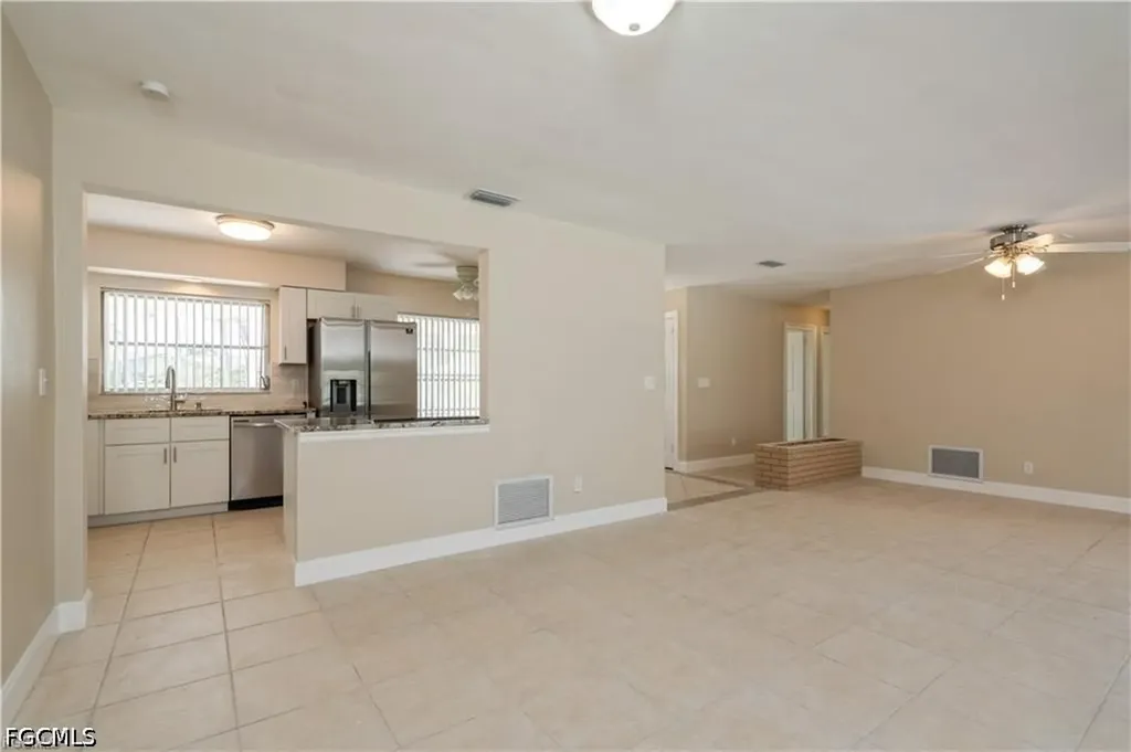 1453 Venetian Court Cape Coral FL 33904