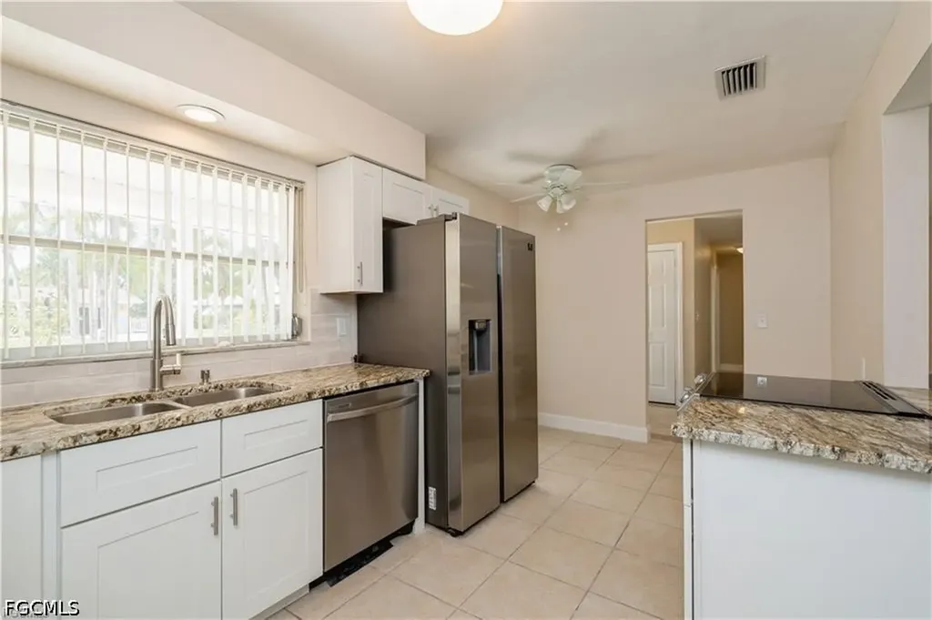 1453 Venetian Court Cape Coral FL 33904