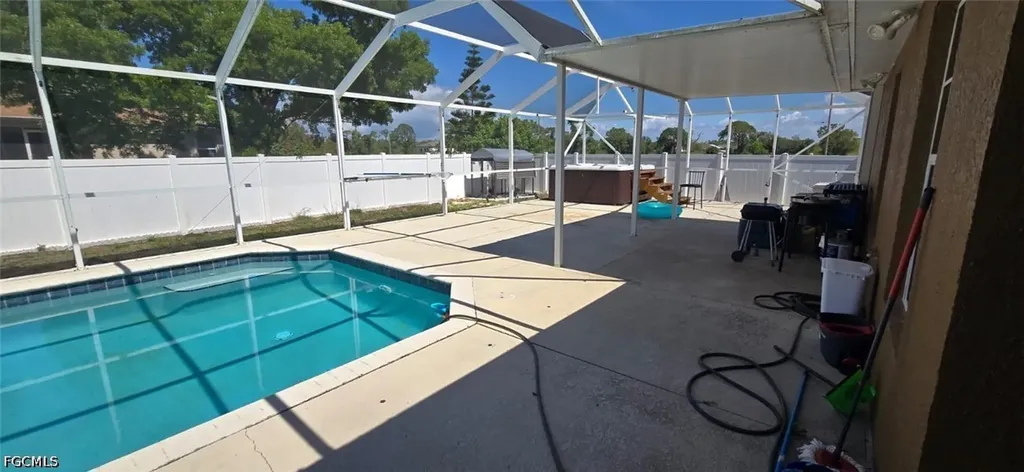 4312 NW 36th Avenue Cape Coral FL 33993