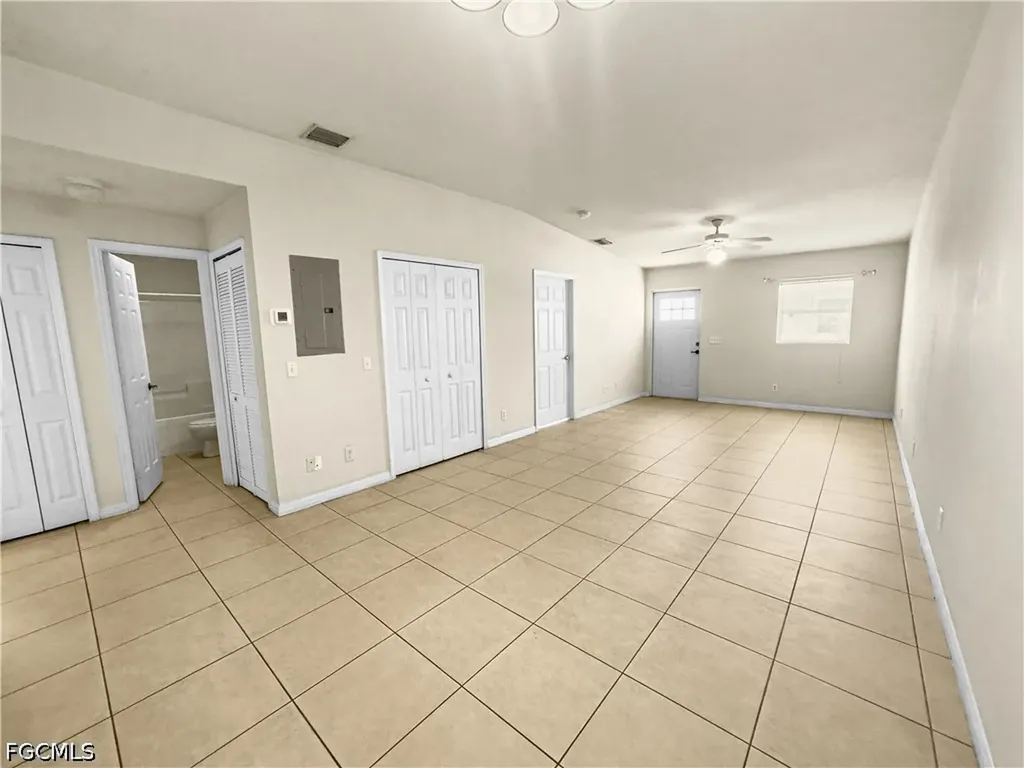 1321 SE 8th Avenue Cape Coral FL 33990