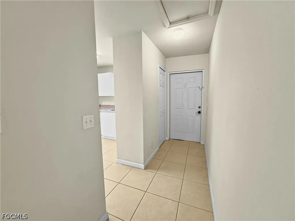 1321 SE 8th Avenue Cape Coral FL 33990