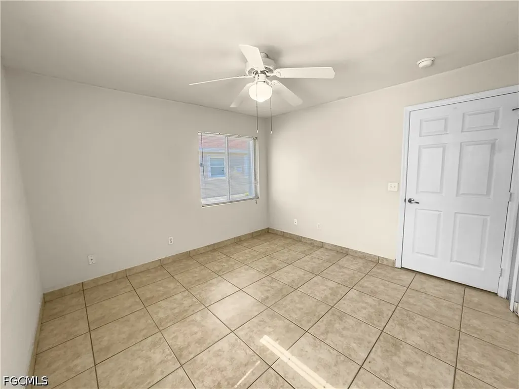 1321 SE 8th Avenue Cape Coral FL 33990