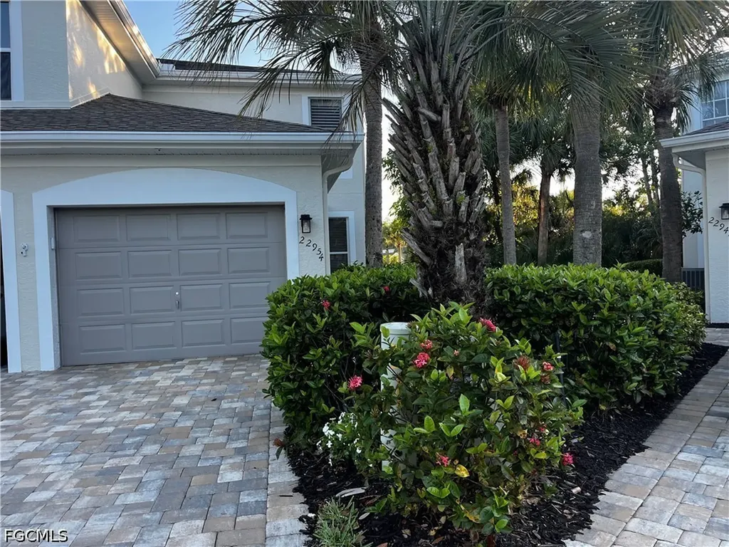 22954 Lone Oak Drive Estero FL 33928