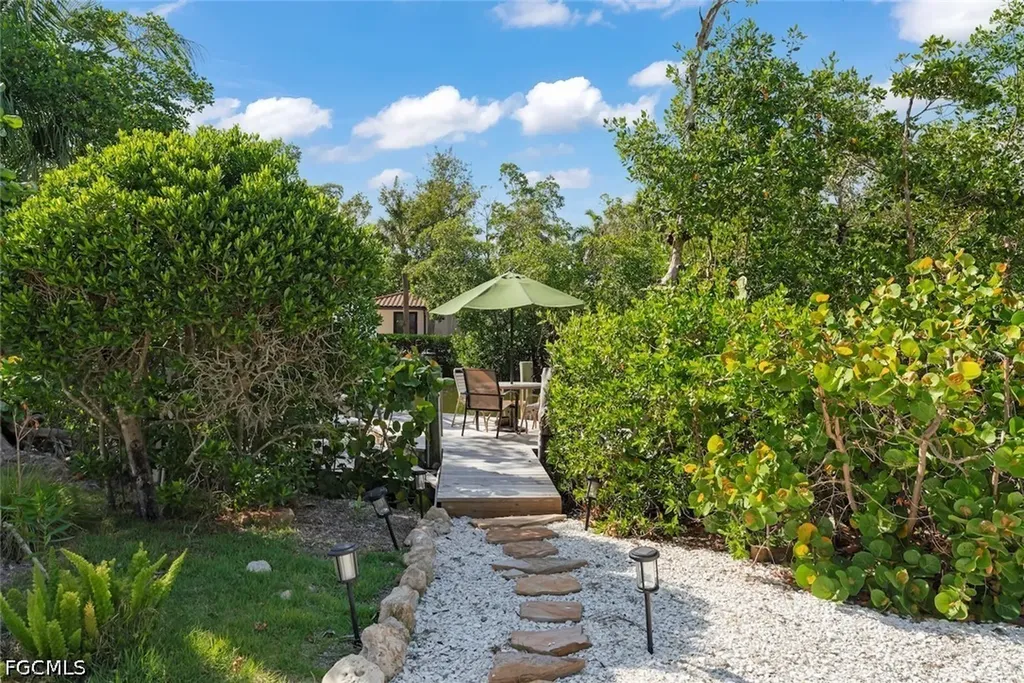 500 Kinzie Island Court Sanibel FL 33957