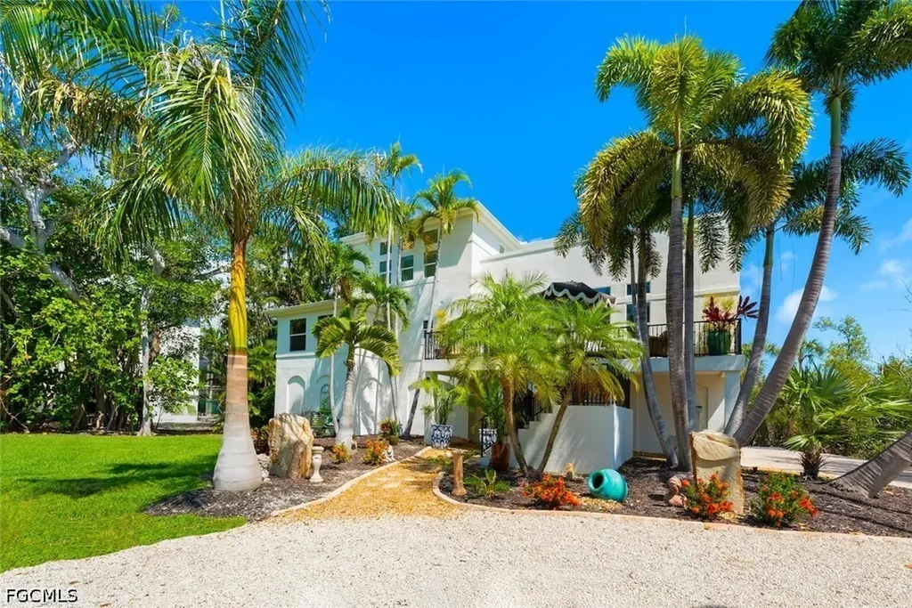 500 Kinzie Island Court Sanibel FL 33957