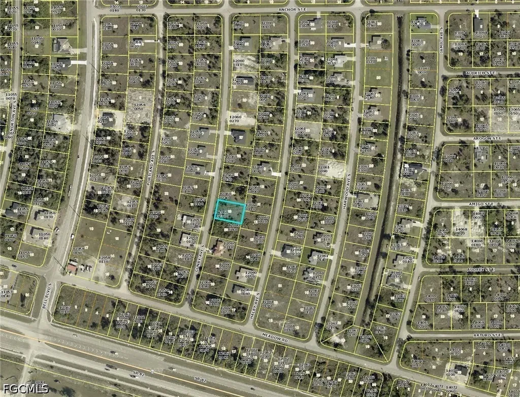 1091 Gunby Avenue S Lehigh Acres FL 33974