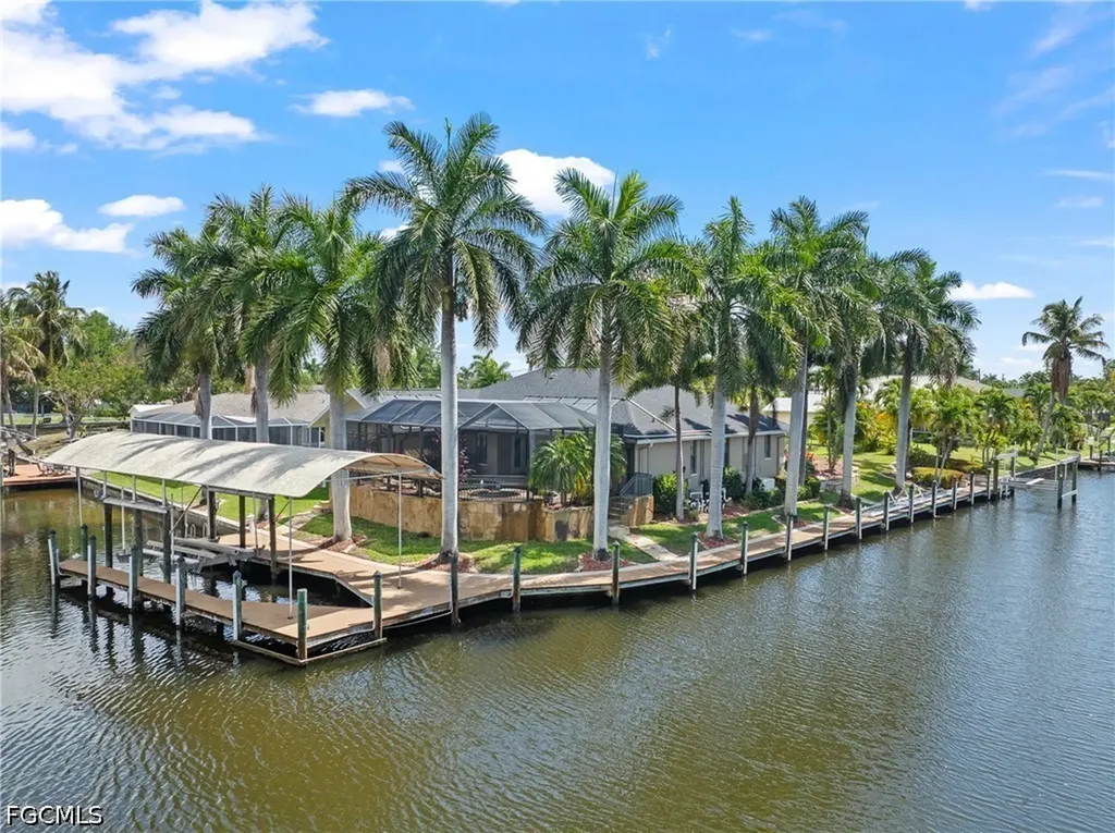 1412 Windsor Court Cape Coral FL 33904