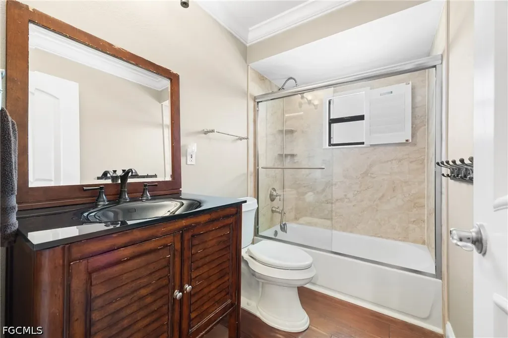1412 Windsor Court Cape Coral FL 33904