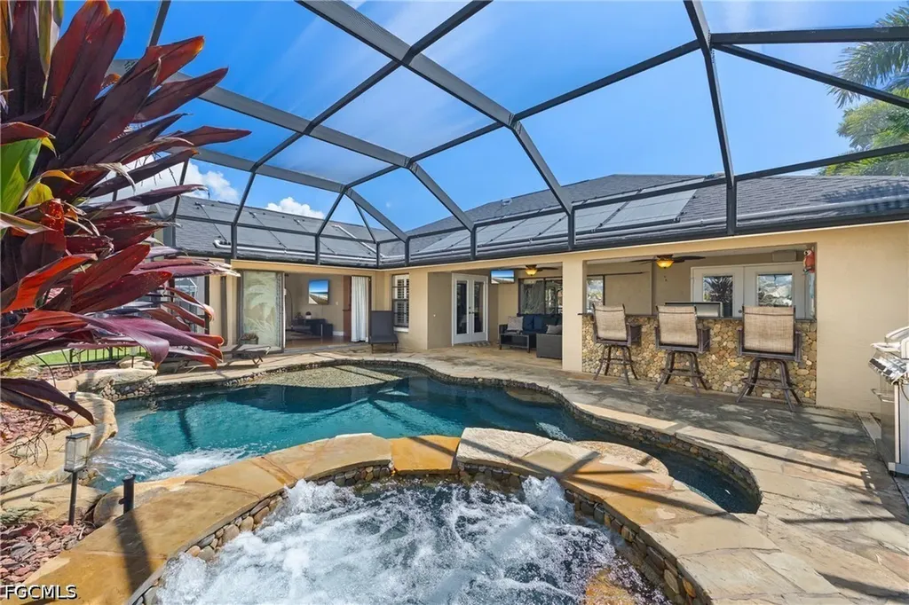 1412 Windsor Court Cape Coral FL 33904