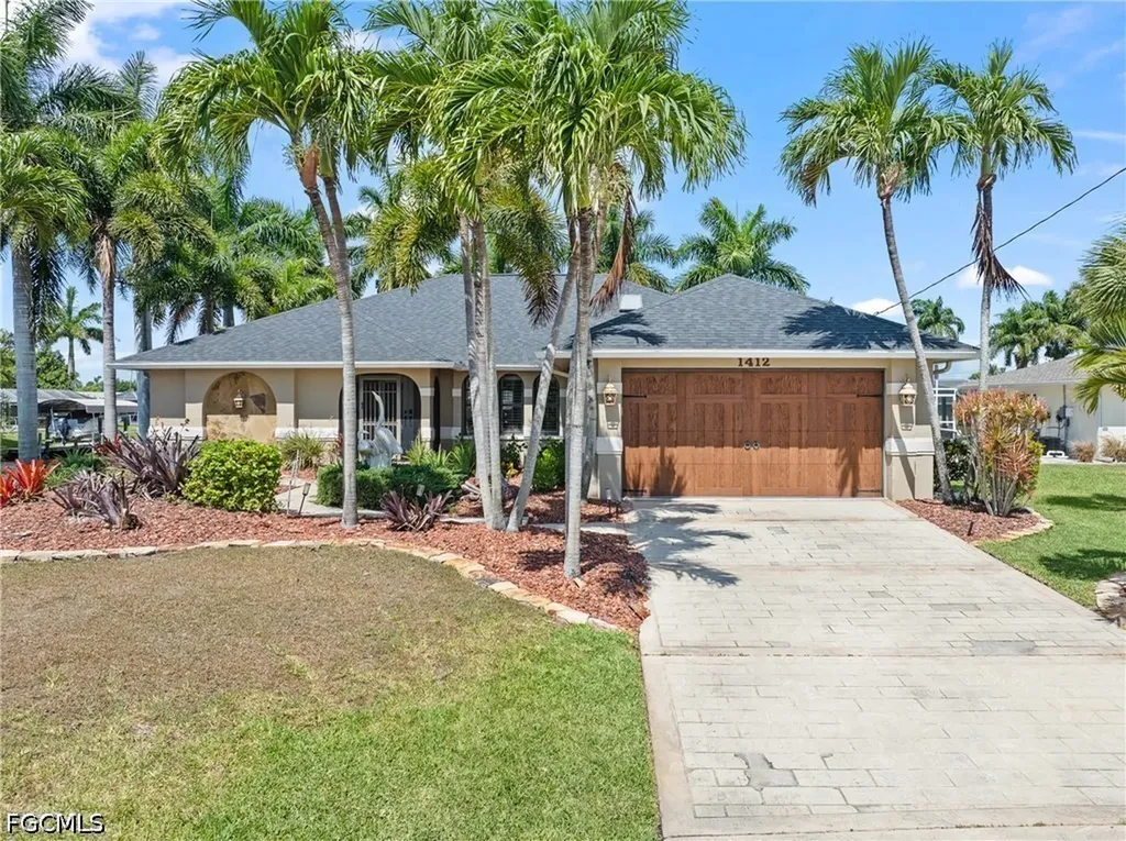 1412 Windsor Court Cape Coral FL 33904