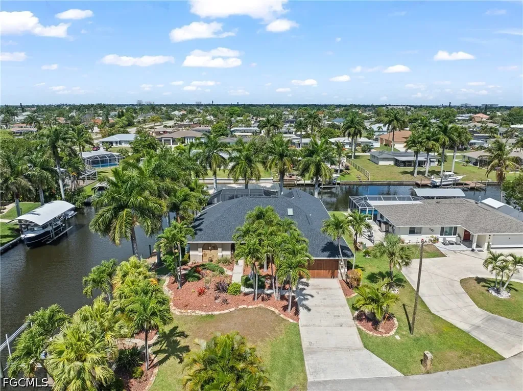 1412 Windsor Court Cape Coral FL 33904