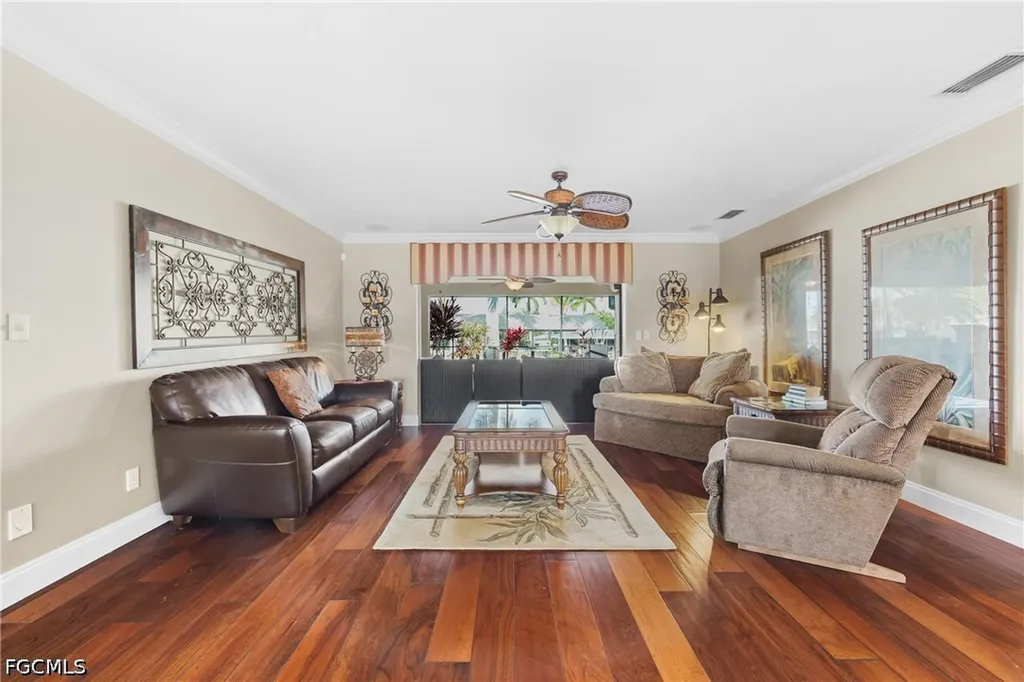 1412 Windsor Court Cape Coral FL 33904