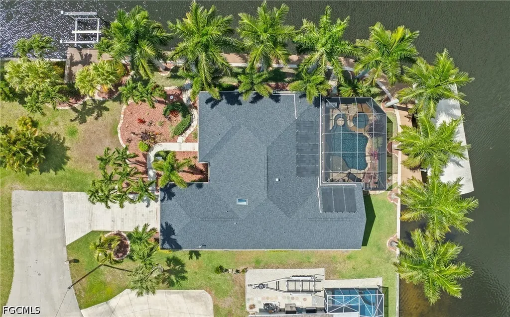 1412 Windsor Court Cape Coral FL 33904