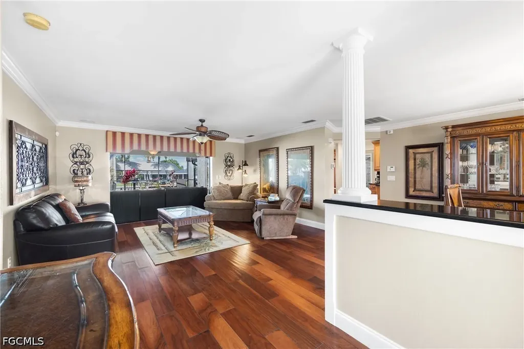 1412 Windsor Court Cape Coral FL 33904