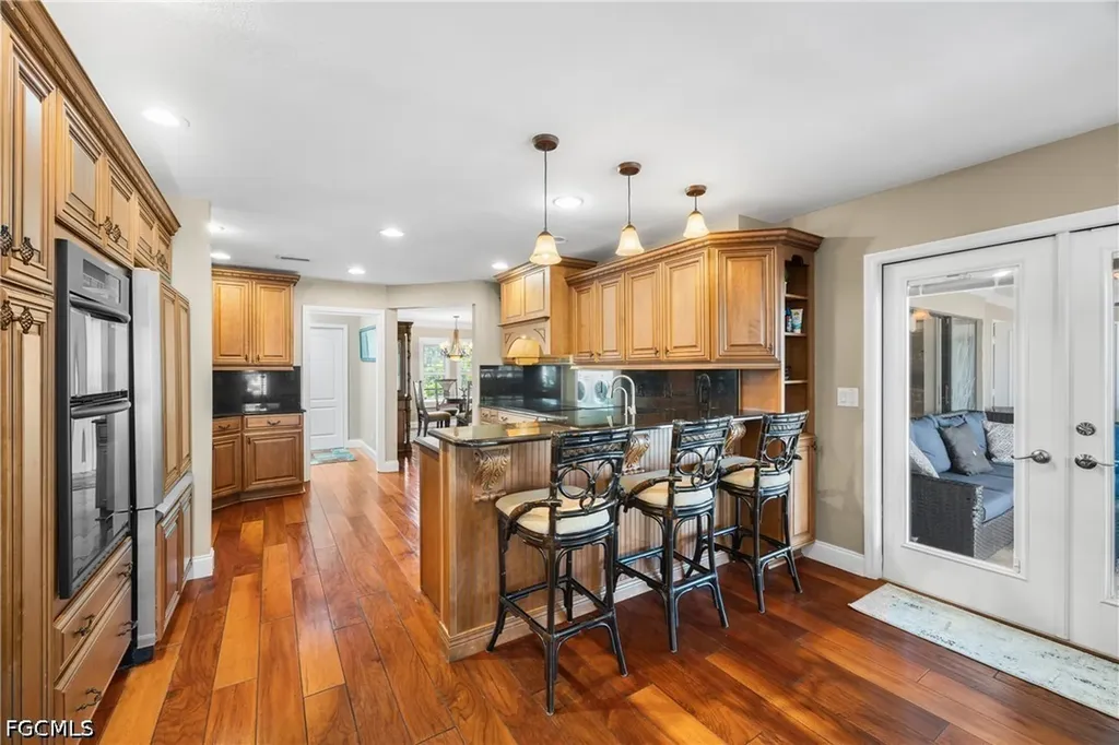 1412 Windsor Court Cape Coral FL 33904