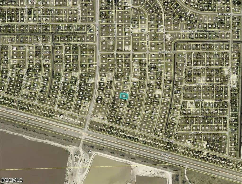 1088 Gunby Avenue S Lehigh Acres FL 33974