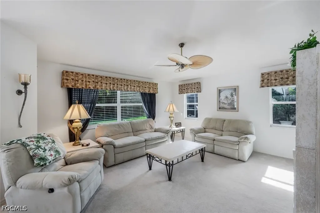 2725 SW 46th Terrace Cape Coral FL 33914