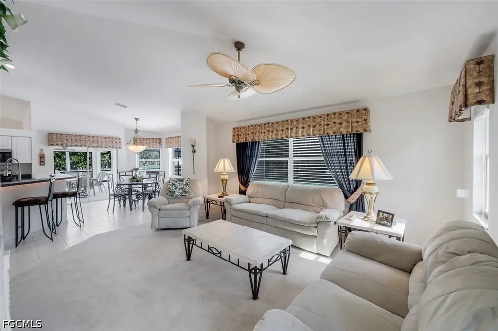 2725 SW 46th Terrace Cape Coral FL 33914
