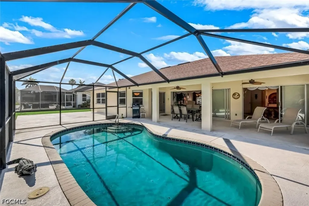 2725 SW 46th Terrace Cape Coral FL 33914