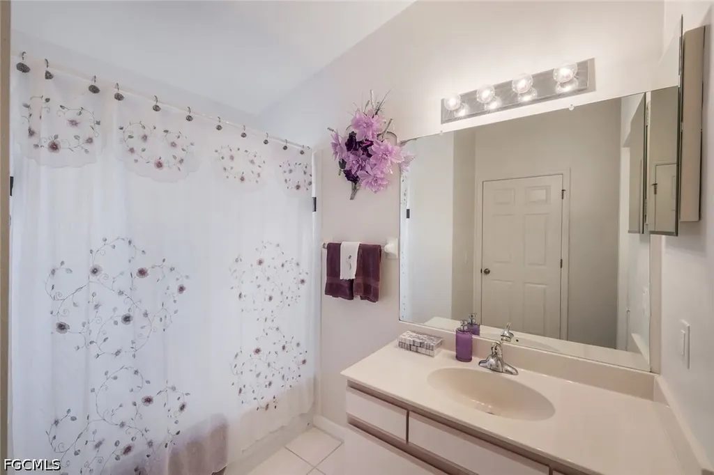 2725 SW 46th Terrace Cape Coral FL 33914