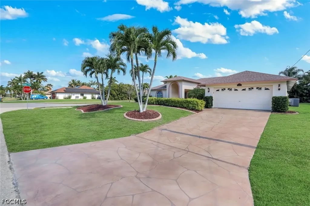 2725 SW 46th Terrace Cape Coral FL 33914