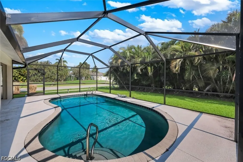 2725 SW 46th Terrace Cape Coral FL 33914