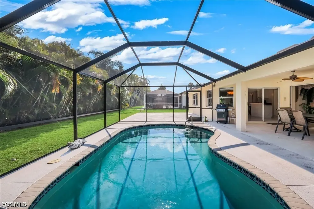 2725 SW 46th Terrace Cape Coral FL 33914