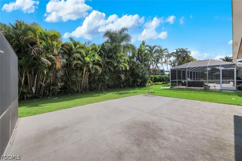2725 SW 46th Terrace Cape Coral FL 33914