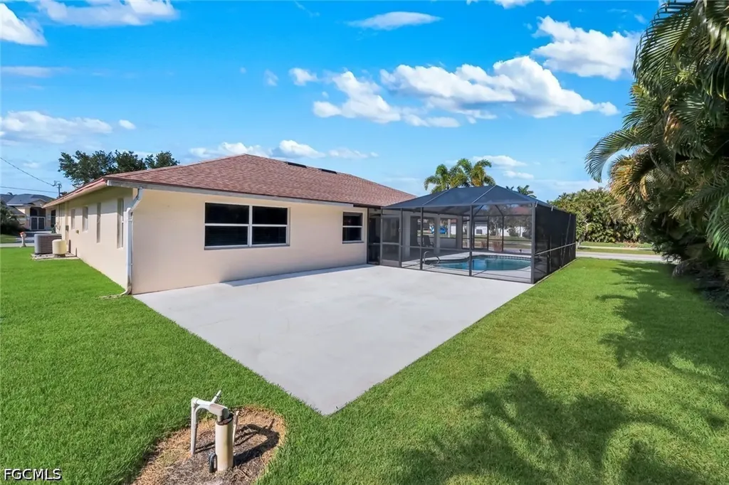 2725 SW 46th Terrace Cape Coral FL 33914