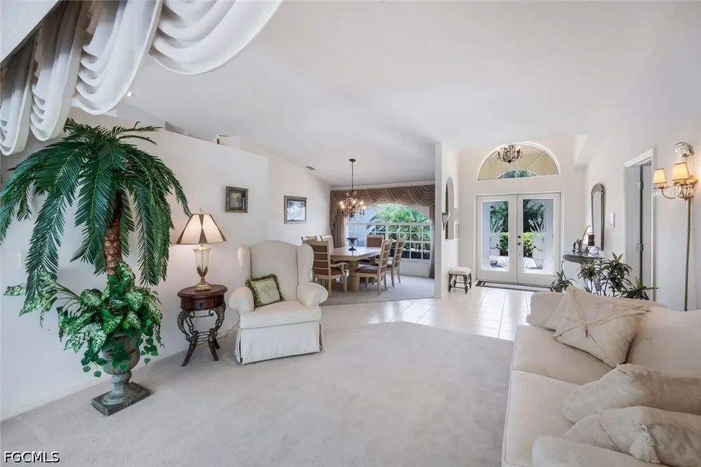 2725 SW 46th Terrace Cape Coral FL 33914