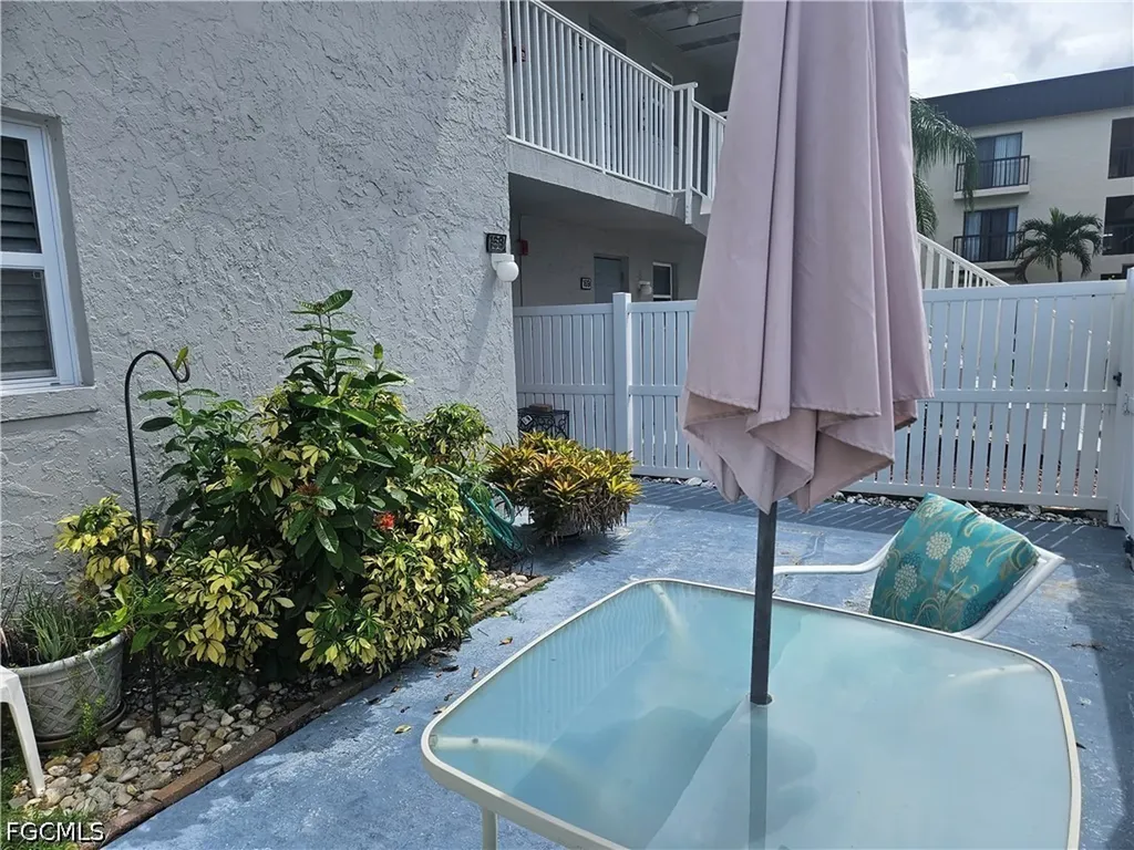 6777 Winkler Road Fort Myers FL 33919