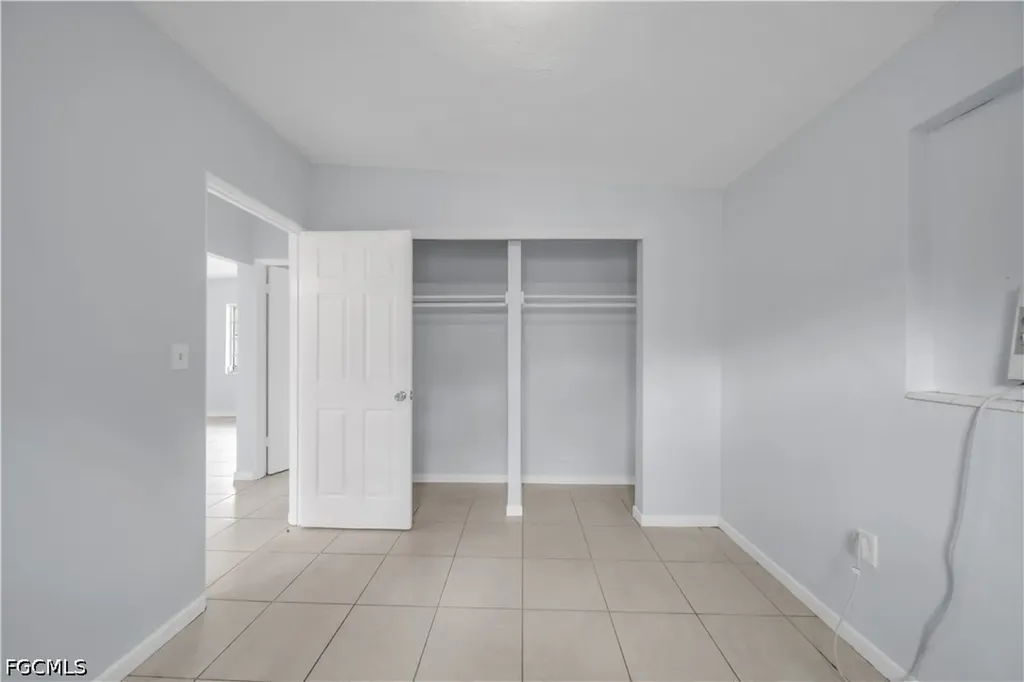 1527 Gardenia Avenue Fort Myers FL 33916