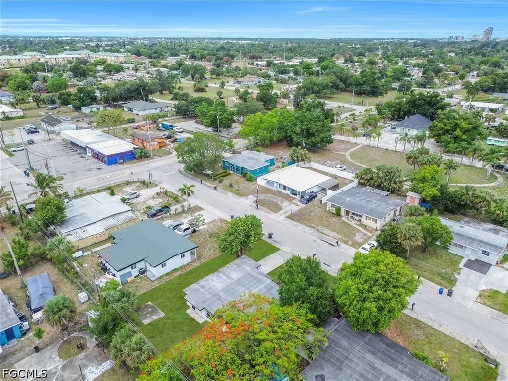 1527 Gardenia Avenue Fort Myers FL 33916