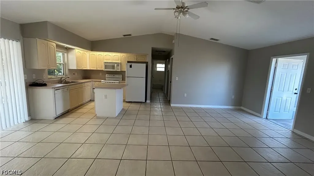 10738 Cocoatree Court Lehigh Acres FL 33936