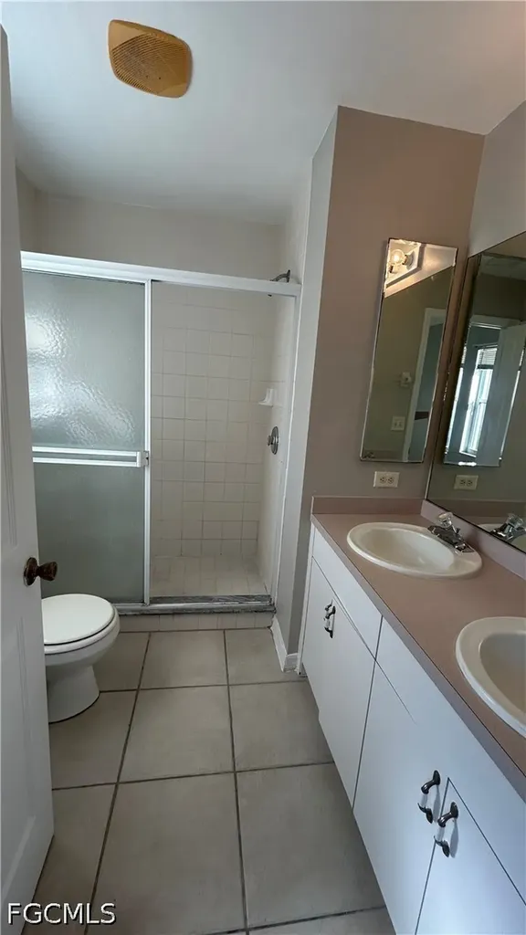 10738 Cocoatree Court Lehigh Acres FL 33936