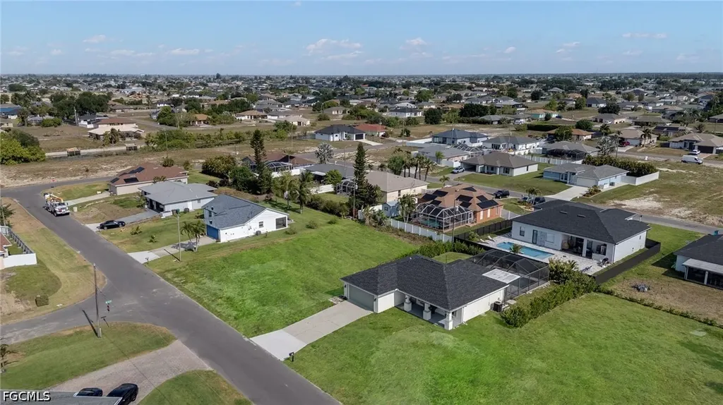 1417 NE 13th Street Cape Coral FL 33909