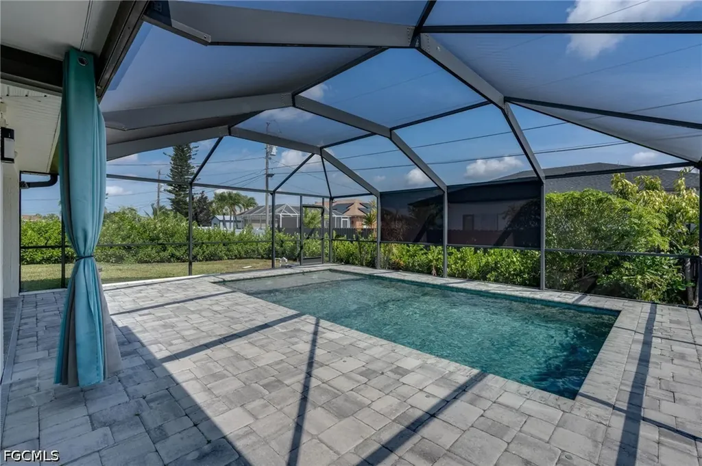 1417 NE 13th Street Cape Coral FL 33909