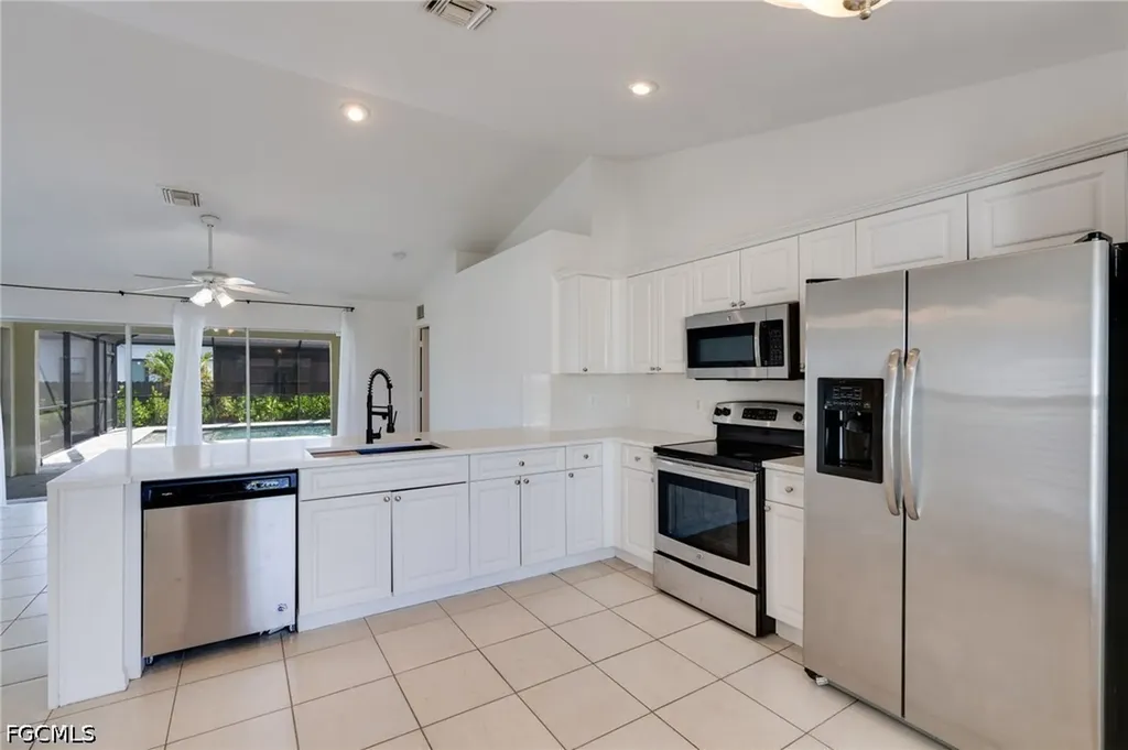 1417 NE 13th Street Cape Coral FL 33909